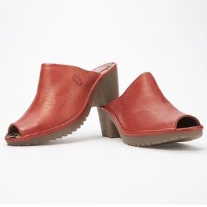 FLY LONDON Wony Size 39 Leather Mule Heel Raspberry 8-8.5